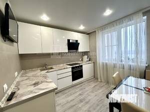 2-к квартира, вторичка, 63м2, 11/17 этаж