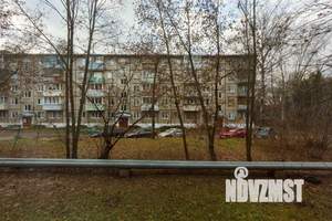 3-к квартира, вторичка, 58м2, 1/5 этаж