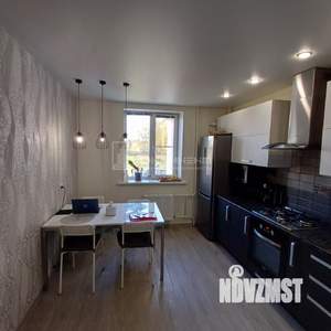 2-к квартира, вторичка, 62м2, 1/18 этаж