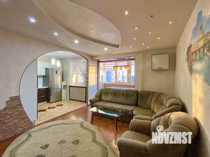 4-к квартира, вторичка, 74м2, 8/9 этаж