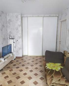 2-к квартира, вторичка, 42м2, 3/5 этаж