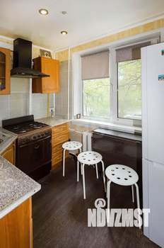 3-к квартира, вторичка, 58м2, 2/5 этаж
