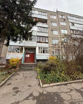 2-к квартира, вторичка, 52м2, 1/5 этаж