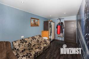 3-к квартира, вторичка, 58м2, 1/5 этаж