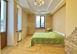 3-к квартира, вторичка, 81м2, 5/5 этаж