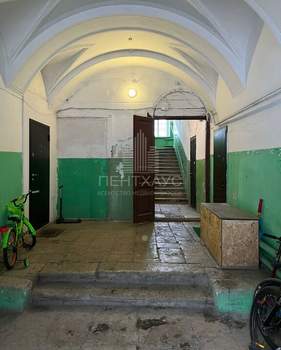 4-к квартира, вторичка, 109м2, 2/3 этаж