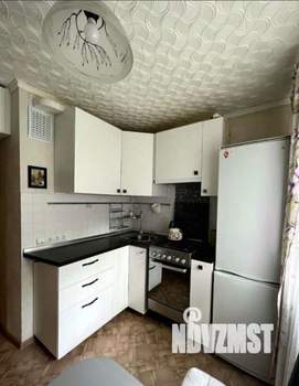 2-к квартира, вторичка, 43м2, 1/5 этаж