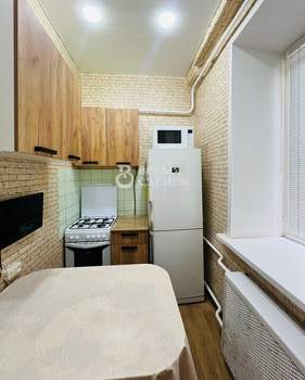 2-к квартира, вторичка, 36м2, 1/3 этаж