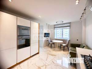 3-к квартира, вторичка, 102м2, 8/10 этаж