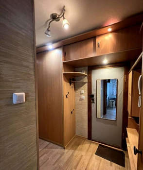 2-к квартира, вторичка, 43м2, 1/5 этаж