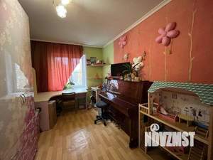 3-к квартира, вторичка, 60м2, 5/5 этаж