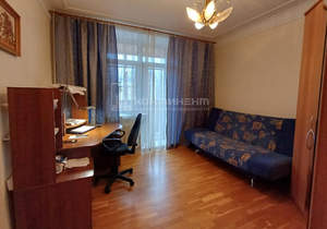 3-к квартира, вторичка, 77м2, 3/3 этаж