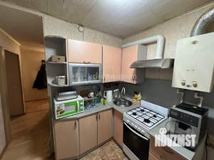 2-к квартира, вторичка, 42м2, 3/5 этаж