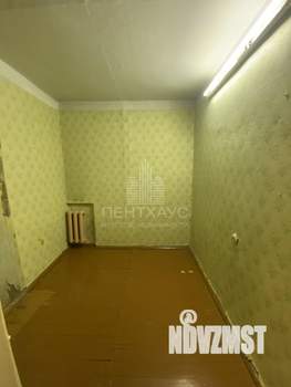 2-к квартира, вторичка, 42м2, 1/5 этаж