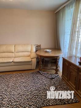 2-к квартира, вторичка, 61м2, 3/5 этаж