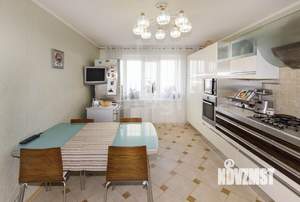 3-к квартира, вторичка, 82м2, 3/6 этаж